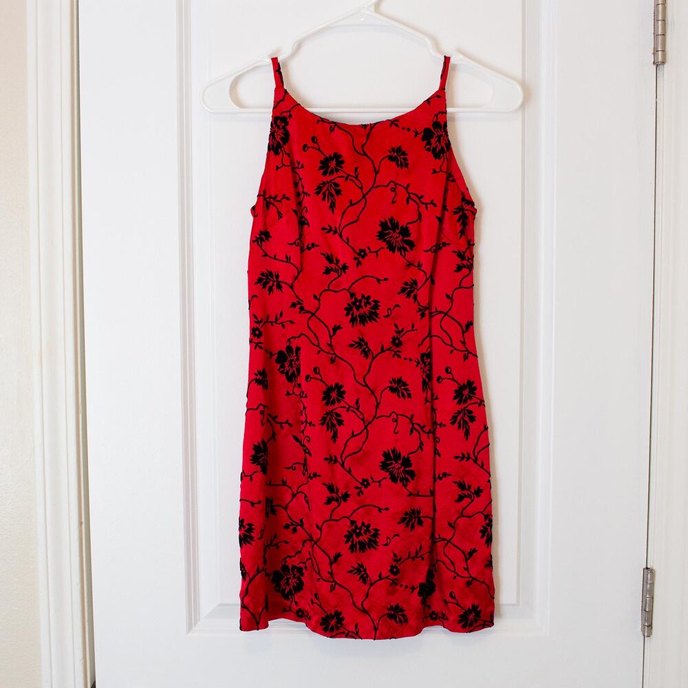 Gothic Red Dress Black Floral Vine Print Mini Slip Style VTG 3/4 Bright Spring